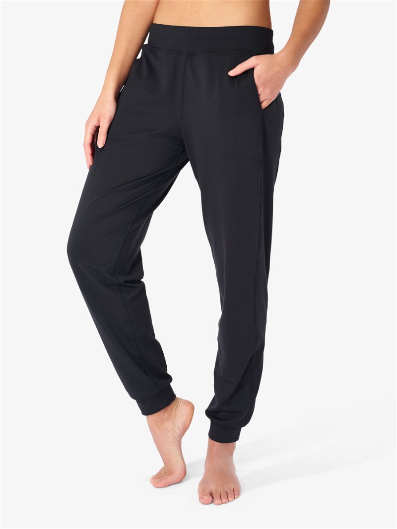 Gaia Yoga Capri Pants - Black  Women's Trousers & Yoga Pants