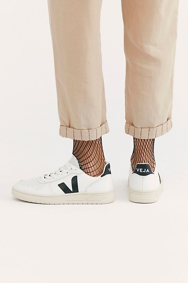 VEJA V-10 Trainer endource