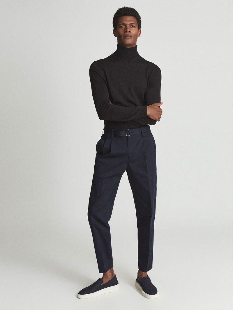 Pleat-Front Tapered Trousers - Navy