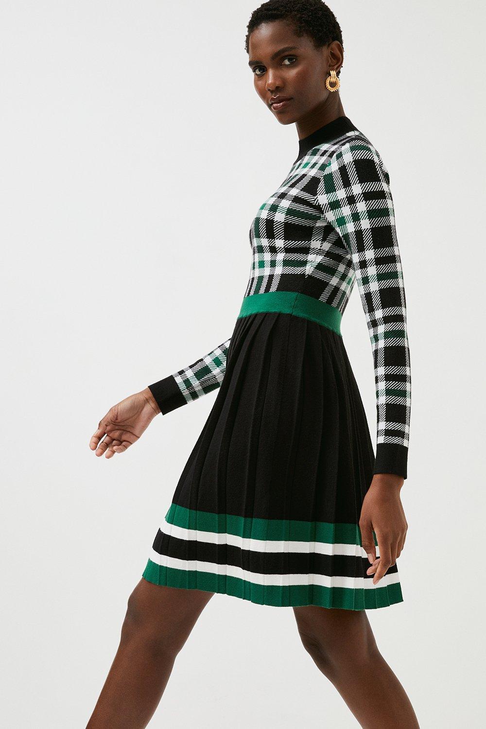 karen millen knitted skater dress Black Viscose Blend Knitted Skater Dress With Pu Mini Detailing