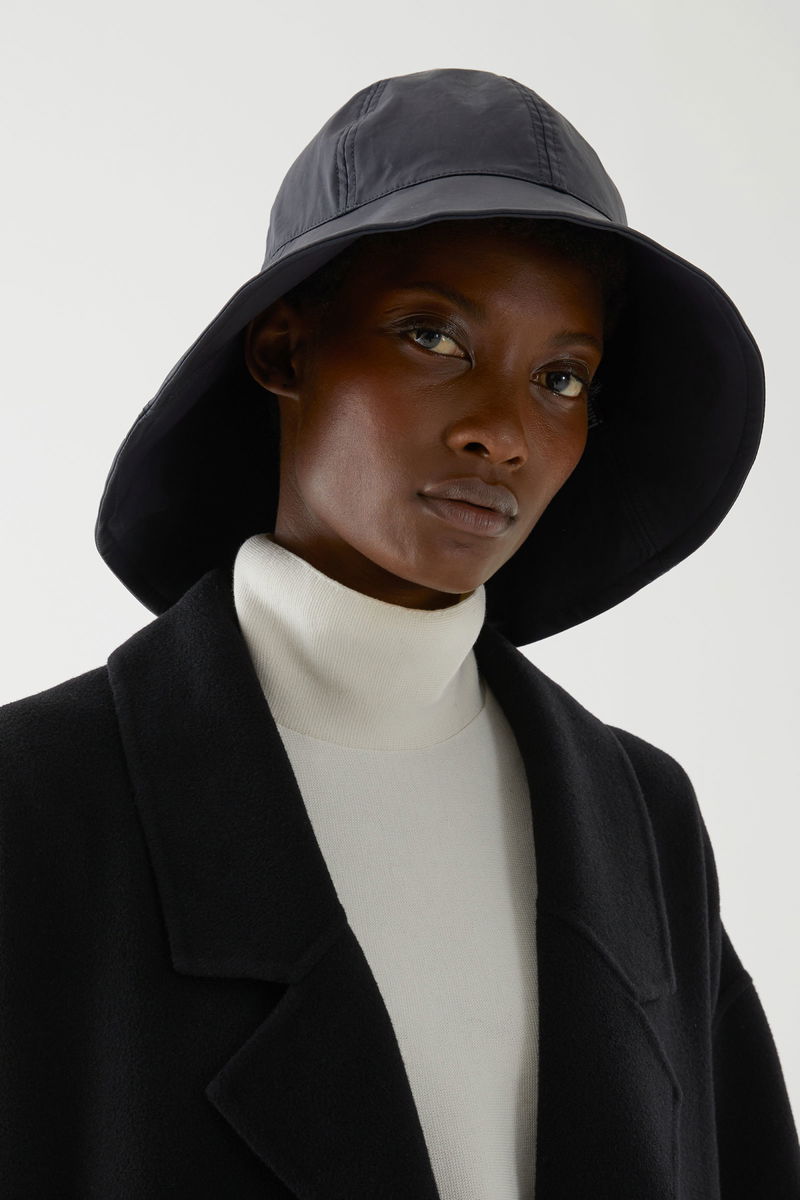 COS Waxed Cotton Rain Hat Endource