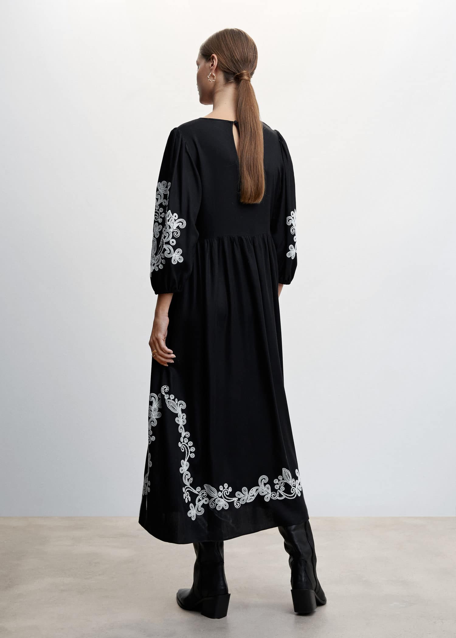 MANGO Ethnic Embroidery Dress | endource